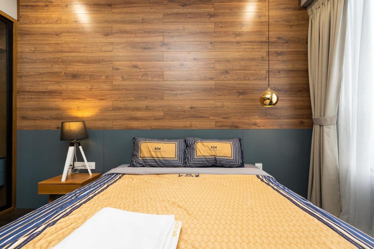 Oui! Oui! Saigon Apartment - Rivergate Residence โฮจิมินห์ซิตี้ ภายนอก รูปภาพ